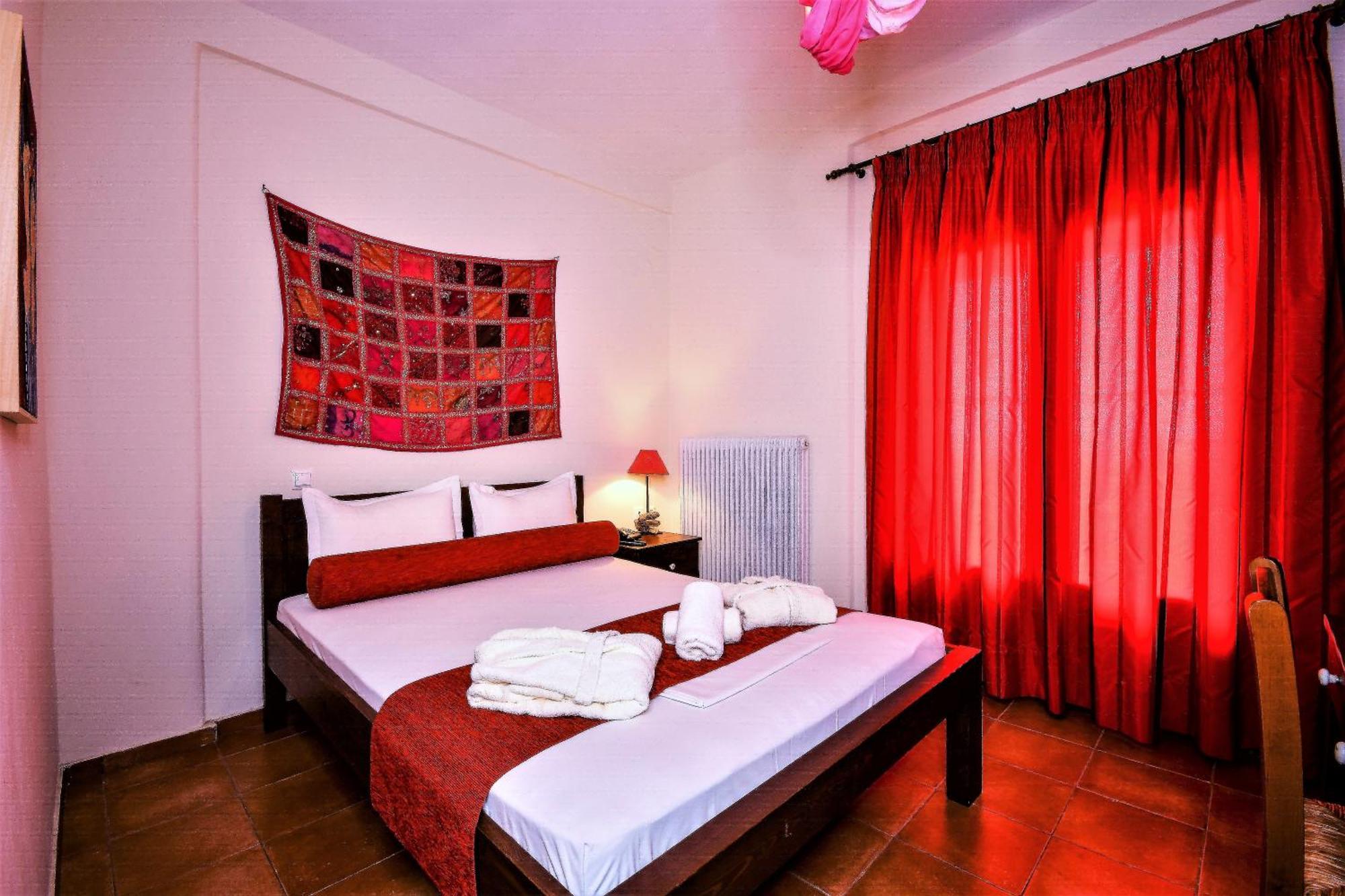 Guesthouse Amanitis Caesarea Skíti 外观 照片